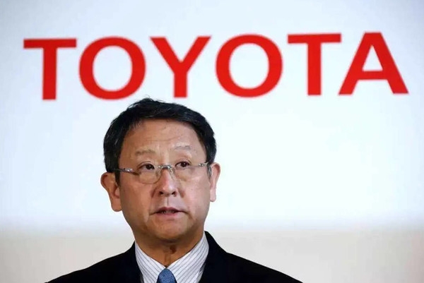 豐田總裁再度質疑電動汽車：這會讓車企降低價值！