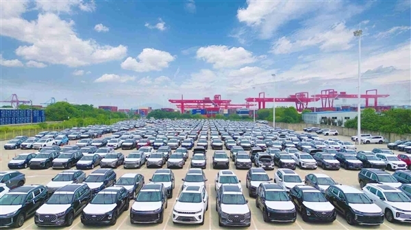 歷史首次！工信部：2023年我國汽車出口躍居全球第一