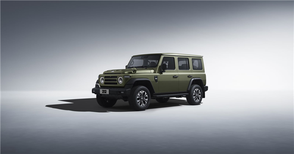 212首款新車T01上市！定位硬派越野 售價13.99-17.29萬元(圖3)