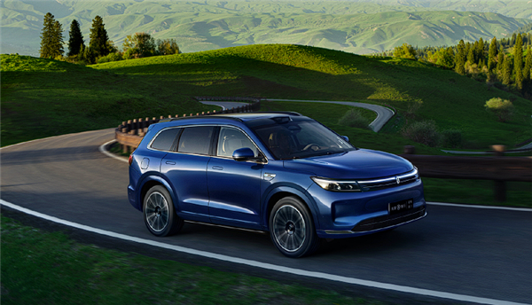 銷量暴增16倍！問界M7成中國2024年增程車型第1 遠超第2名