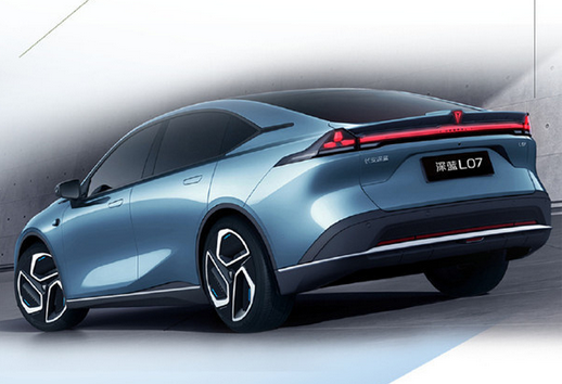 深藍和華為官宣合作！深藍全新車型L07官圖發布
