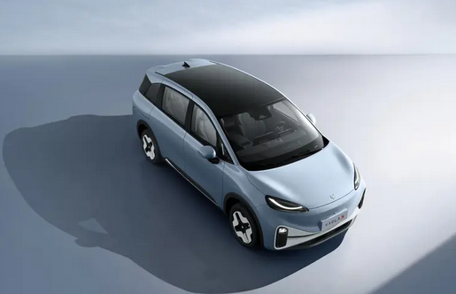 自帶側滑門的大五座SUV！極狐考拉S上市：售價10.98萬元起