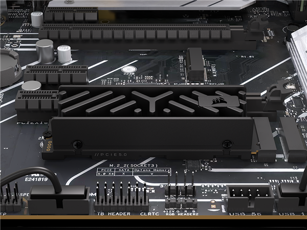 海盜船發布MP700 Elite PCIe 5.0 SSD：最高只能跑10GB/s