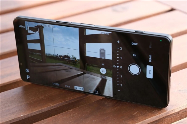 售價過萬！索尼Xperia 1 VI圖賞：無挖孔全面屏 行業罕見