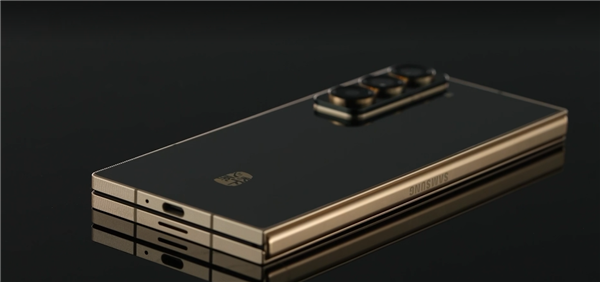 萬元折疊機皇！心系天下三星W25正式發布：售價15999元起
