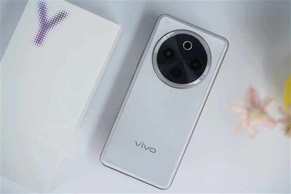 續航滅霸！vivo Y300 Pro續航體驗 讓你跟續航焦慮說拜拜