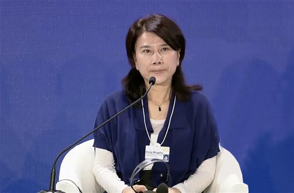 董明珠稱你們不用格力空調(diào)不是傻嗎引熱議：買空調(diào)你選傳統(tǒng)廠商還是互聯(lián)網(wǎng)品牌
