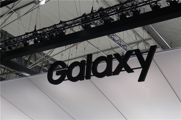 劍指蘋果！三星將細分Galaxy品牌：提升高端形象