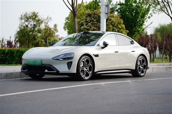 應(yīng)對(duì)小概率碰撞事件車內(nèi)應(yīng)常備什么：小米汽車重點(diǎn)羅列五樣物品