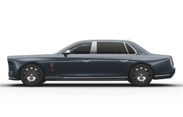 國產豪華轎車天花板！新一代紅旗L5完成申報：車長近6米 換裝V8發動機