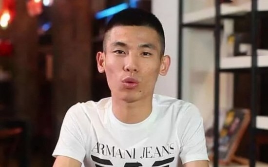 旭旭寶寶復播1分鐘超10萬人觀看：坦言停播時很煎熬