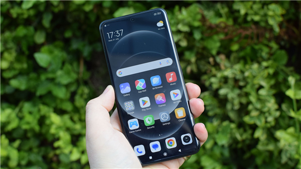 王騰確認Redmi K80將漲價：盡量漲少點