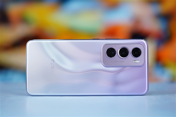 OPPO開始布局磁吸生態：專為iPhone用戶打造無縫換機服務