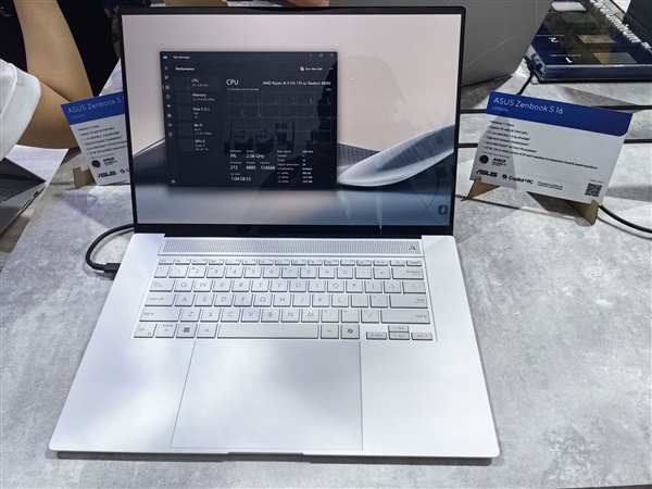 新一代銳龍AI PC處理器加持！華碩靈耀16 Air/ProArt創系列實拍