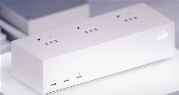 魅族PANDAER 120W桌面超級充電站PRO 618優惠：359元起