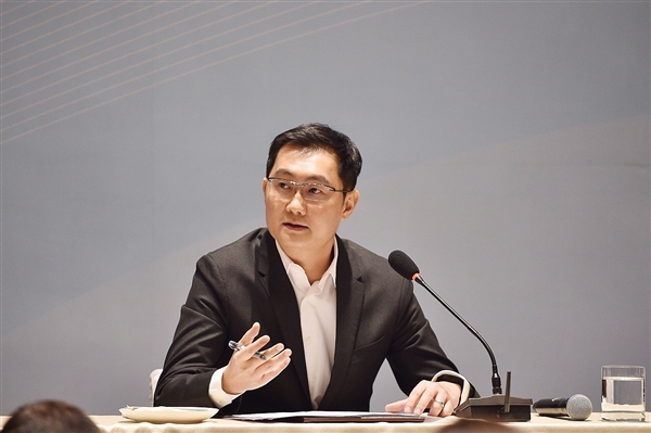 馬化騰稱騰訊的AI技術不能算最領先 至少沒有太落后