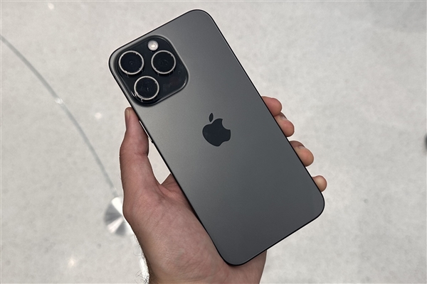 iPhone邁入AI時代！Apple Intelligence秋季登場：但有3點遺憾