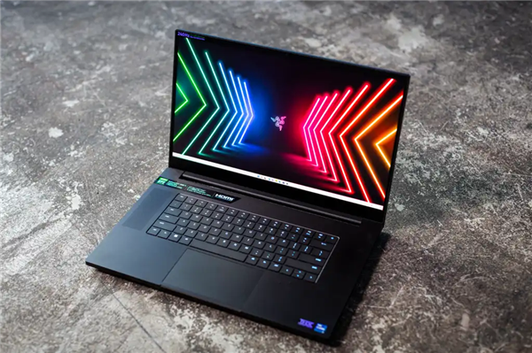英特爾、AMD、高通三家爭雄！PC市場要變天