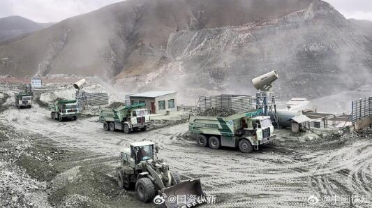 運載悍將！105噸電動礦山寬體自卸車批量下線：最高時速45公里