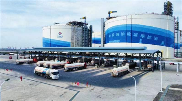 國內最大液化天然氣儲備基地即將完工：總罐容達250萬立方米