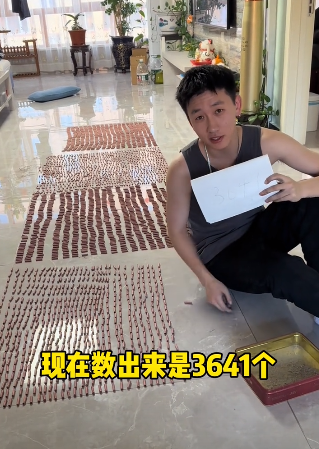 男子花3小時數10000響鞭炮 發現僅有3641響 網友：干了我想干的