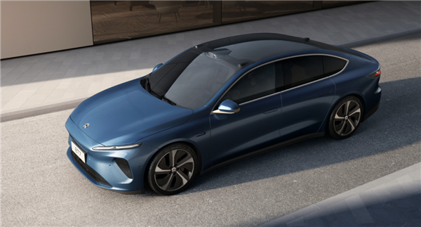 直播中！蔚來李斌實測150kWh電池包續航：百公里能耗14.7kWh