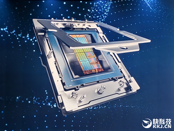 NVIDIA真正死敵！AMD宣布MI300X GPU加速器：1530億晶體怪獸管